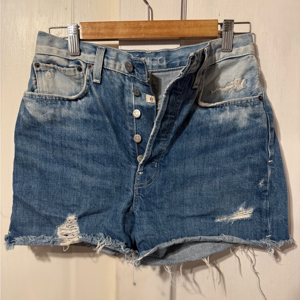 Ética Fern High Rise Short. Denim shorts.